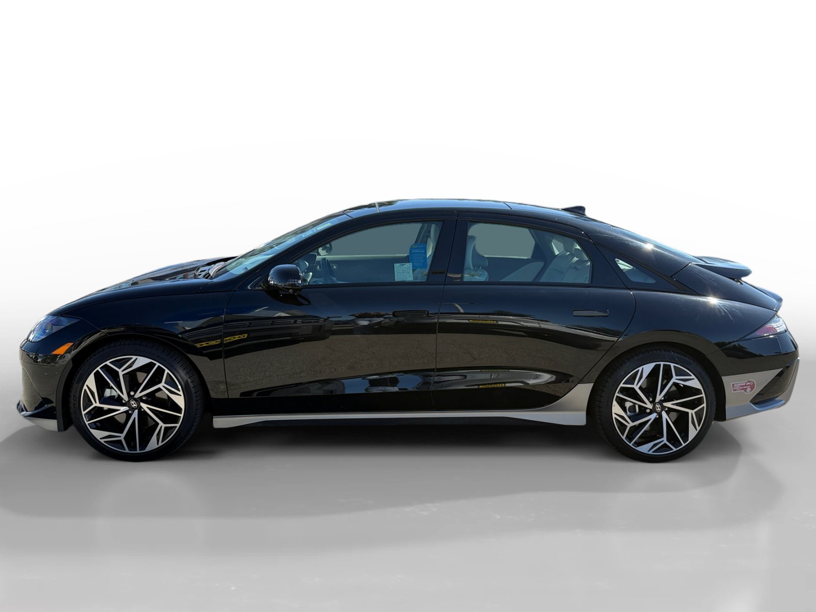 hyundai ioniq 6 2023 KMHM54AA4PA038445 image hyundai ioniq 6 2023 KMHM54AA4PA038445 image